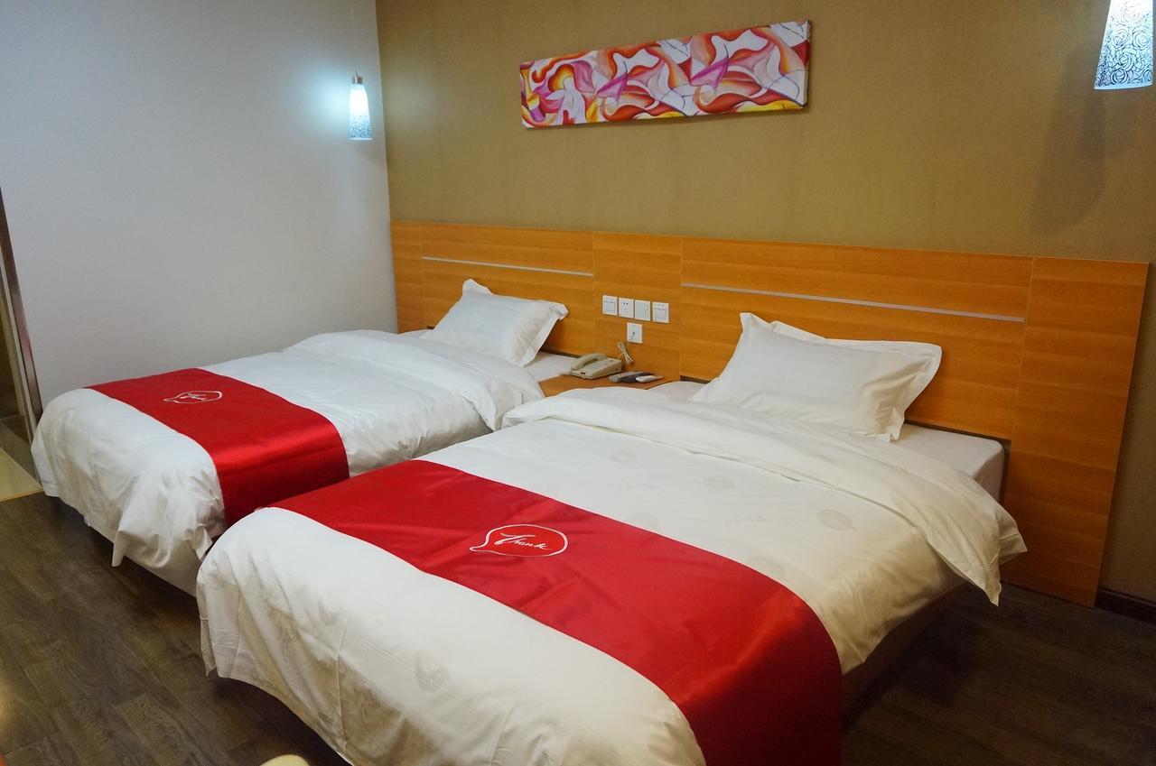 Thank Inn Chain Hotel Guizhou Zunyi Huichuan District Huichuan Avenue Экстерьер фото